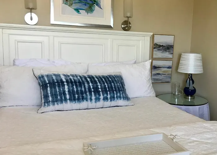 Beachfront Ocean View On The Vacation 2 Bedrooms 2 Bathrooms With Amenities