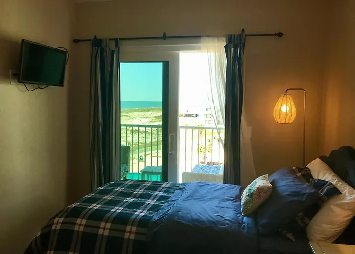Beachfront Ocean View On The Vacation 2 Bedrooms 2 Bathrooms With Amenities Apartment *